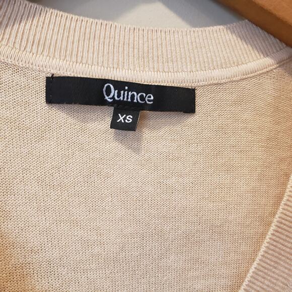 Quince Womens Cashmere Blend V Neck Thin Cream Sweater Size XS Classic Neutral - Picture 3 of 6